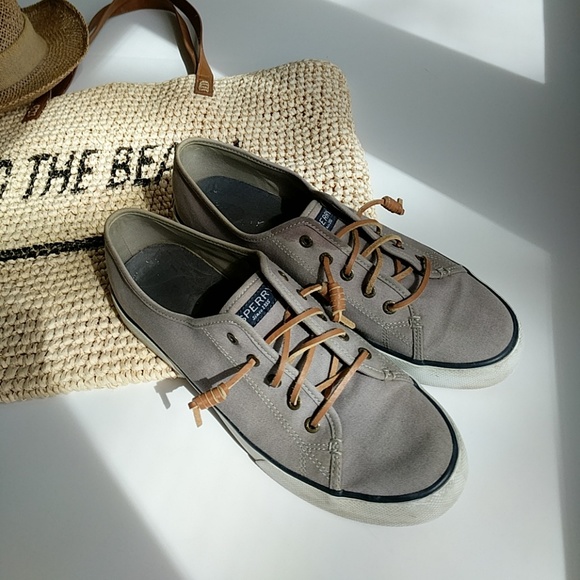 Sperry Shoes - ⬇️Sperry slip-on shoes